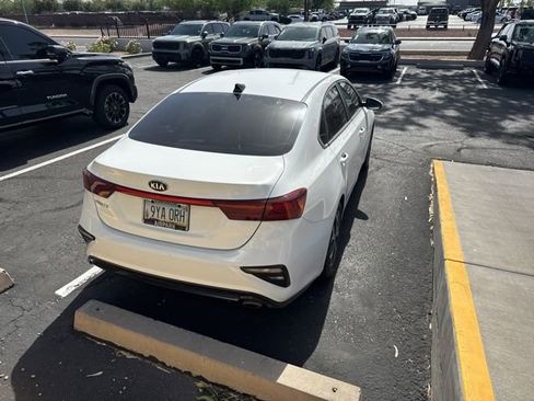 Used 2019 Kia Forte LXS FWD image 4
