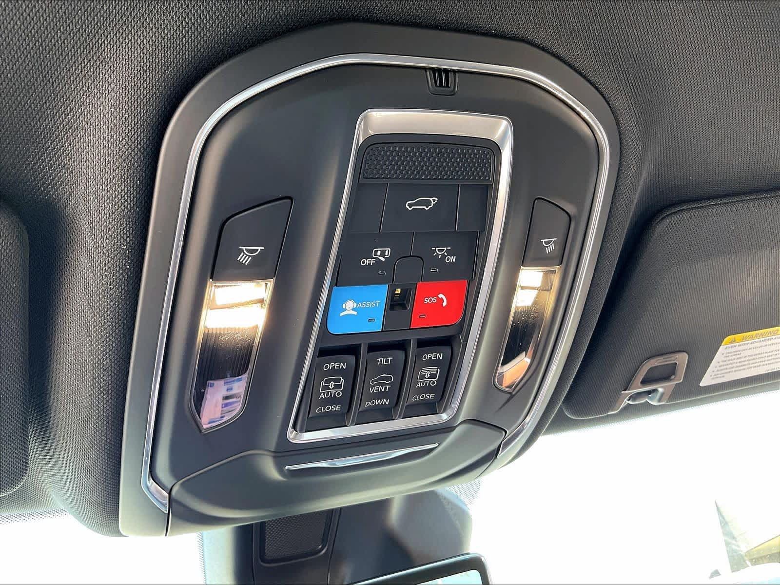 Used 2025 Jeep Grand Cherokee Summit w/ Adv Protech Group IV AWD/4WD image 36