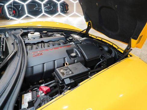 Used 2013 Chevrolet Corvette Grand Sport w/ 3LT Preferred Equipment Group RWD image 23