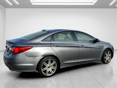 Used 2012 Hyundai Sonata SE FWD image 11