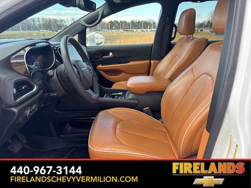 Used 2022 Chrysler Pacifica Pinnacle image 15