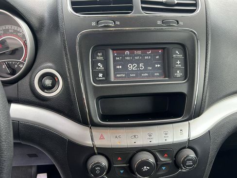Used 2015 Dodge Journey FWD image 18