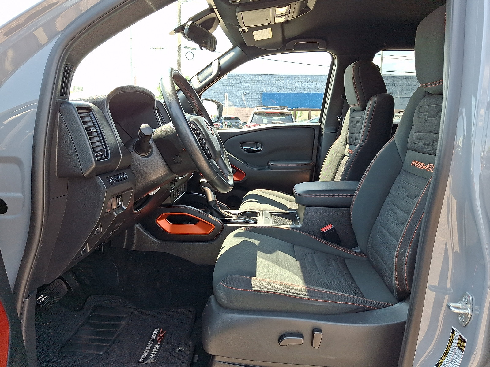 Certified 2023 Nissan Frontier PRO-4X w/ Pro Convenience Package AWD/4WD image 14