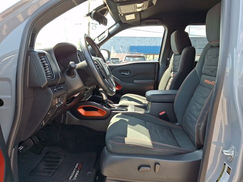 Certified 2023 Nissan Frontier PRO-4X w/ Pro Convenience Package AWD/4WD image 14