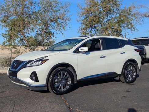 Used 2021 Nissan Murano SV w/ SV Special Edition Package image 2