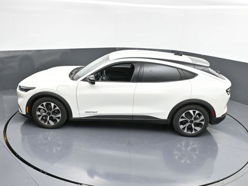 Used 2024 Ford Mustang Mach-E Select w/ Comfort Package Lite image 31