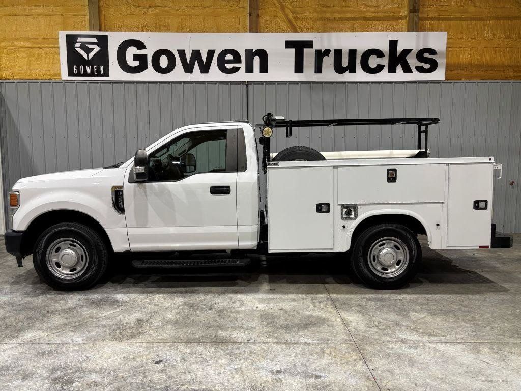 Used 2020 Ford F250 XL w/ Power Equipment Group RWD image 2