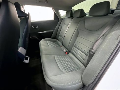 Used 2025 Kia K4 EX FWD image 22