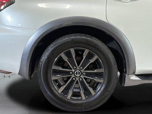 Used 2017 Nissan Armada Platinum RWD image 35