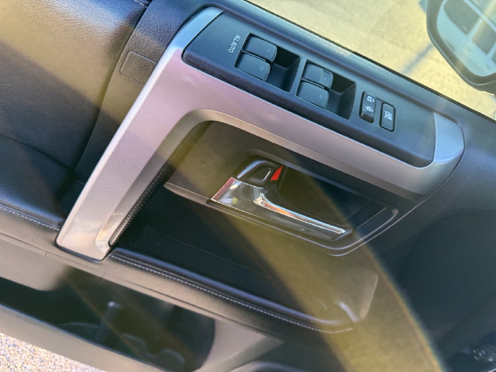 Used 2016 Toyota 4Runner SR5 RWD image 6