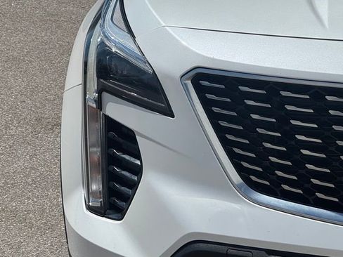 Used 2020 Cadillac XT4 Premium Luxury image 6