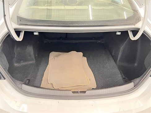 Certified 2024 Chevrolet Malibu LT image 11