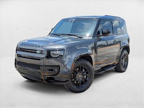 New 2025 Land Rover Defender 90 X-Dynamic SE image 1