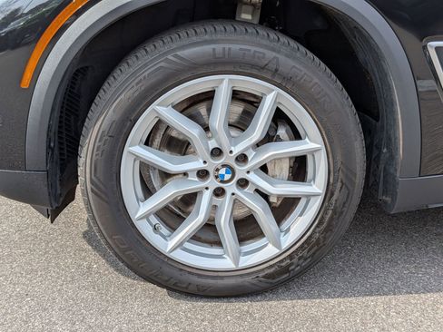 Used 2022 BMW X5 xDrive40i w/ Premium Package image 10