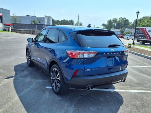 Used 2022 Ford Escape SE w/ SE Sport Appearance Package FWD image 27
