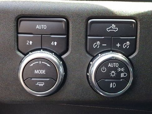 Certified 2023 GMC Sierra 1500 Elevation image 25