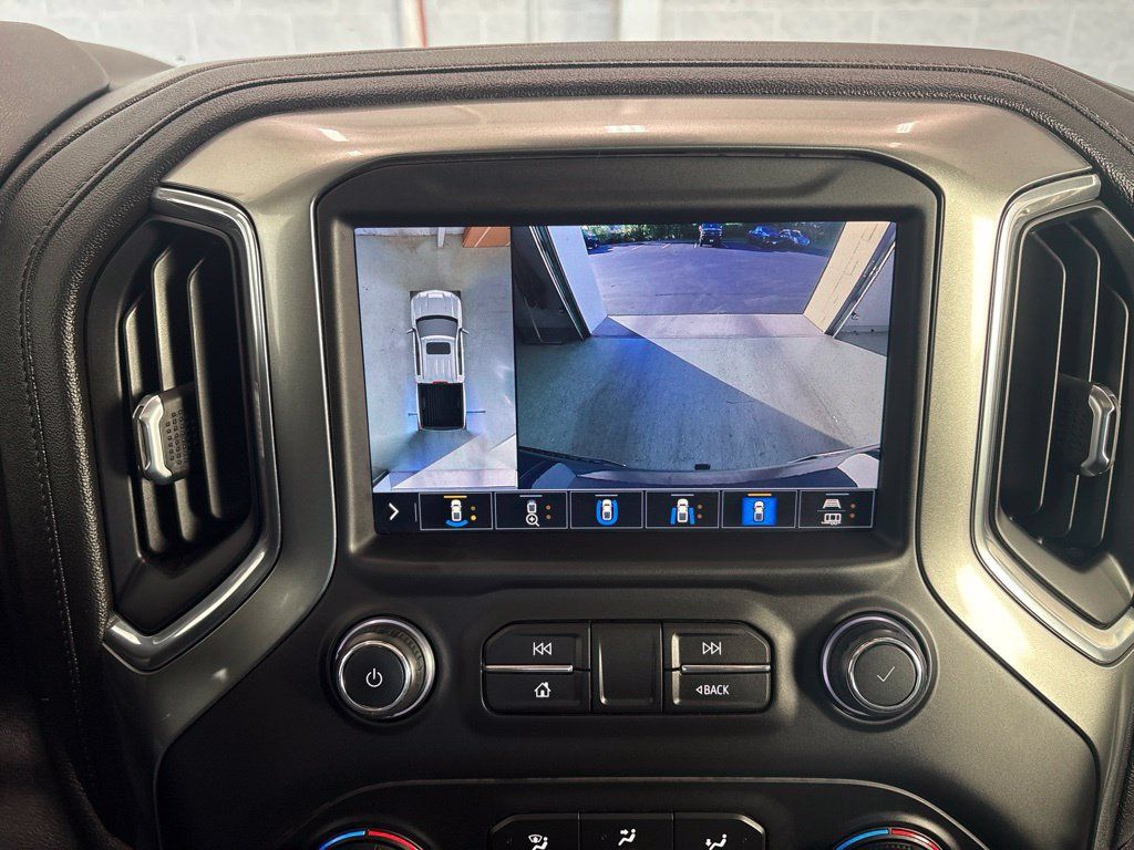 Used 2021 Chevrolet Silverado 1500 LTZ w/ Technology Package AWD/4WD image 40