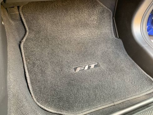 Used 2016 Honda Fit EX image 19