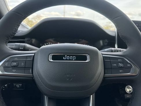 New 2026 Jeep Compass Latitude AWD/4WD image 37