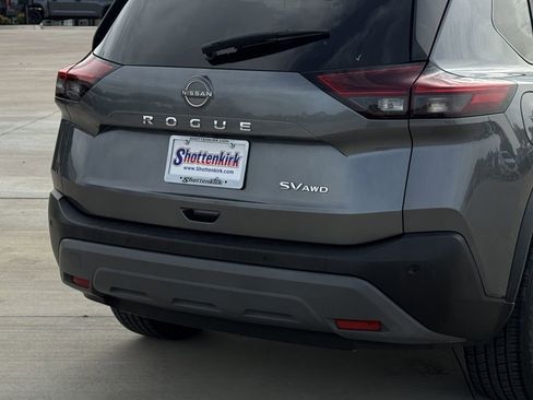 Used 2023 Nissan Rogue SV AWD/4WD image 6