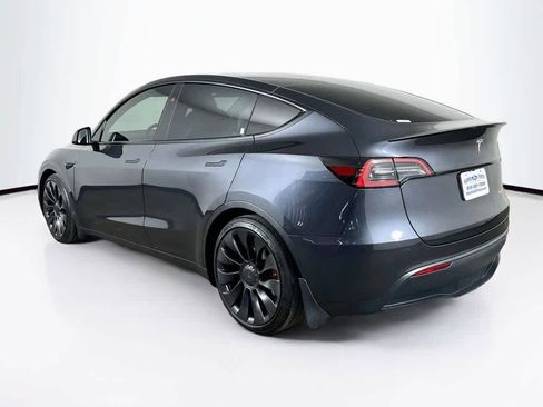 Used 2025 Tesla Model Y Performance AWD/4WD image 4