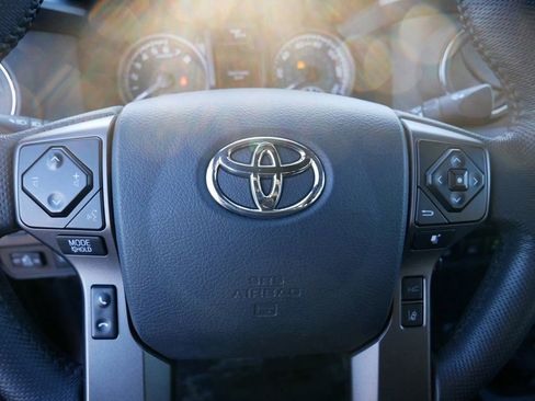 Used 2023 Toyota Tacoma TRD Sport w/ Technology Package image 17