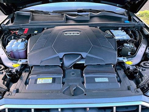 Used 2021 Audi Q7 3.0T Premium Plus w/ Premium Plus Package image 31