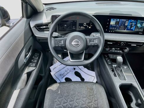 Used 2026 Nissan Kicks SV FWD image 21