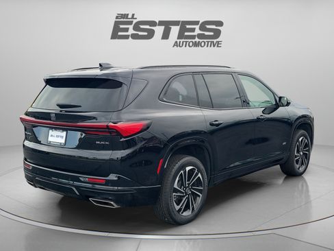 Used 2025 Buick Enclave Sport Touring FWD image 7