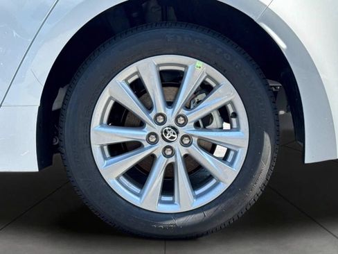 New 2026 Toyota Corolla LE FWD image 33