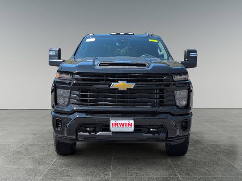 New 2026 Chevrolet Silverado 2500 Custom w/ Custom Value Package AWD/4WD image 8