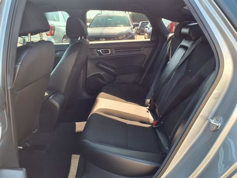 Used 2025 Honda Civic Sport image 18