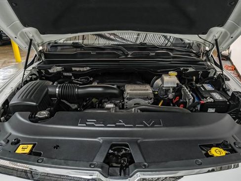 Used 2020 RAM 1500 Laramie AWD/4WD image 50