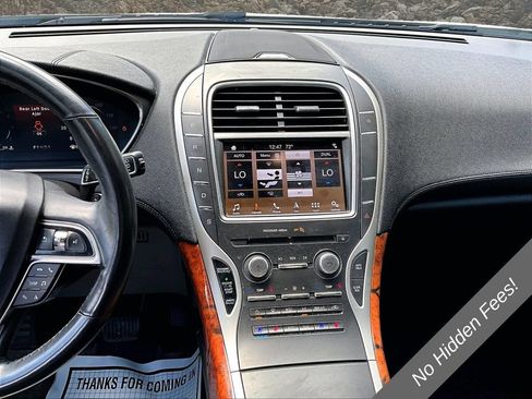 Used 2019 Lincoln Nautilus Reserve w/ Ultimate Package AWD/4WD image 6