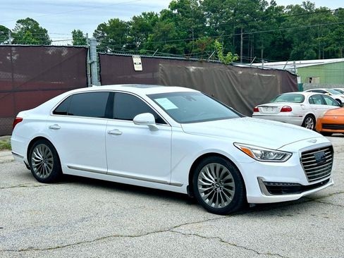 Used 2019 Genesis G90 5.0 Ultimate RWD image 4