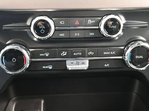 Used 2025 Ford F150 XLT w/ Equipment Group 301A Standard RWD image 20