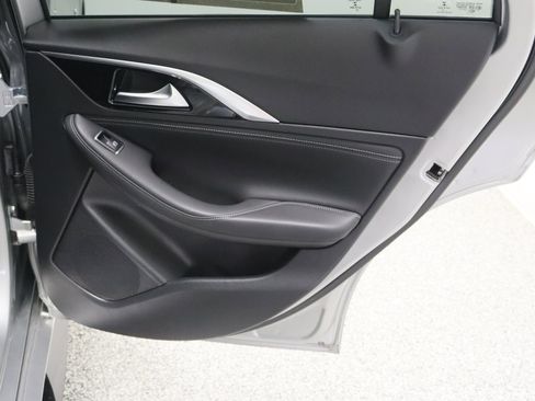 Used 2019 INFINITI QX30 w/ Navigation Package FWD image 36