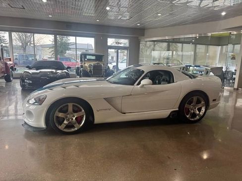 Used 2009 Dodge Viper SRT-10 w/ Aero Group RWD image 14