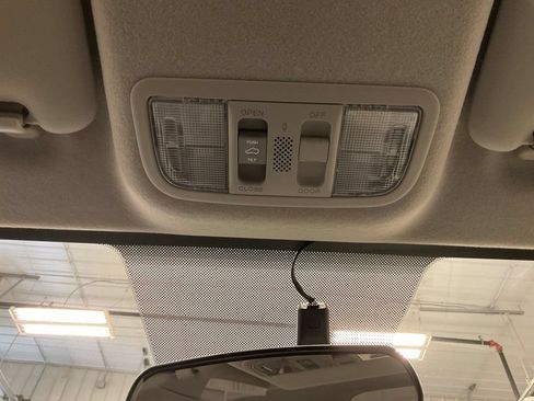 Used 2015 Honda Fit EX image 29