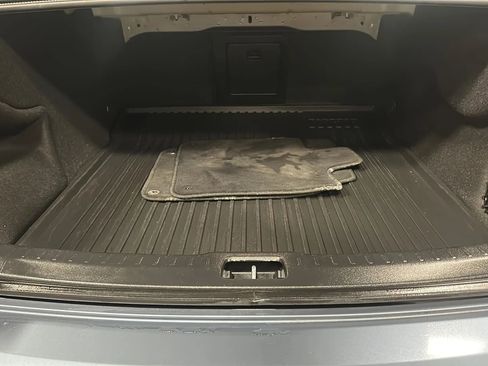 Used 2020 Volvo S90 T6 Momentum image 13