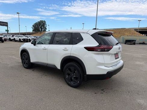 New 2026 Nissan Rogue SV AWD/4WD image 4