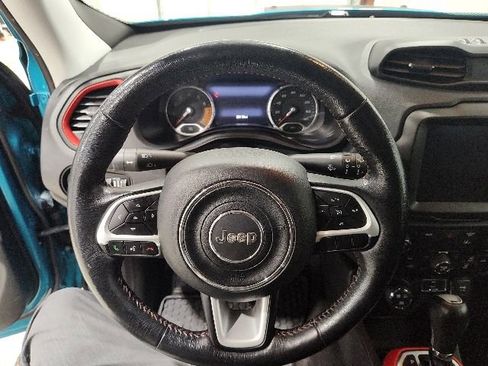 Used 2021 Jeep Renegade Trailhawk w/ Trailer Tow Group image 20