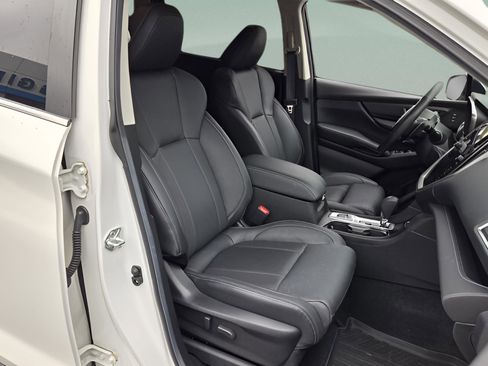 Used 2023 Subaru Ascent Limited w/ Technology Package AWD/4WD image 15
