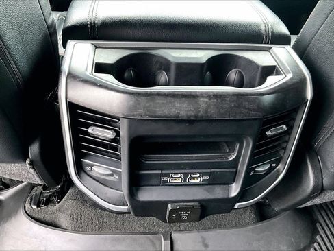 Used 2022 RAM 1500 Big Horn AWD/4WD image 16