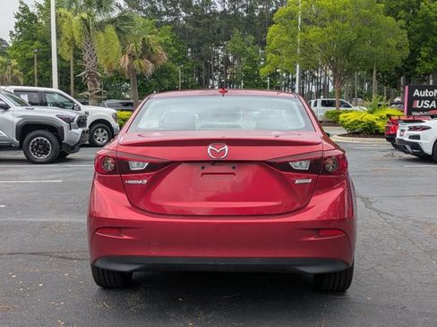 Used 2018 MAZDA MAZDA3 Touring FWD image 7