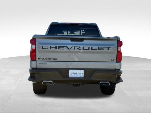 Used 2026 Chevrolet Silverado 1500 LT Trail Boss w/ LT Trail Boss Premium Package AWD/4WD image 28