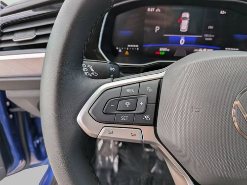 Certified 2024 Volkswagen Jetta SE FWD image 27