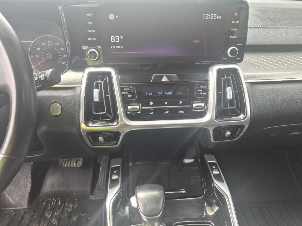 Used 2021 Kia Sorento SX AWD/4WD image 11