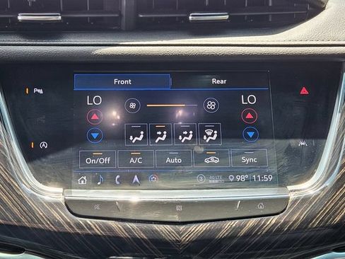 Used 2020 Cadillac XT6 Premium Luxury FWD image 22