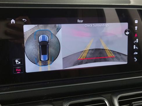 Used 2024 Mercedes-Benz GLS 450 4MATIC image 20